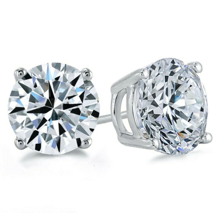 Earrings - white gold 18k with round brilliant cut diamonds 50ct